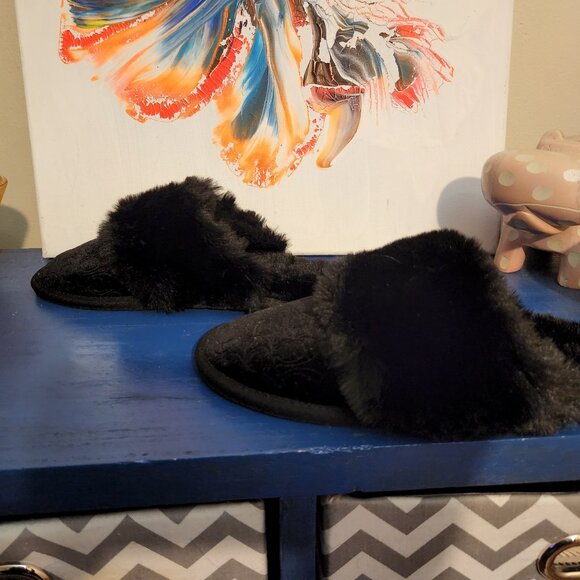 NEW black COACH zuri faux fur and velvet monogram furry slip on slippers size 6B - Picture 1 of 7